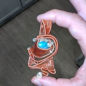 Wire wrap pendant